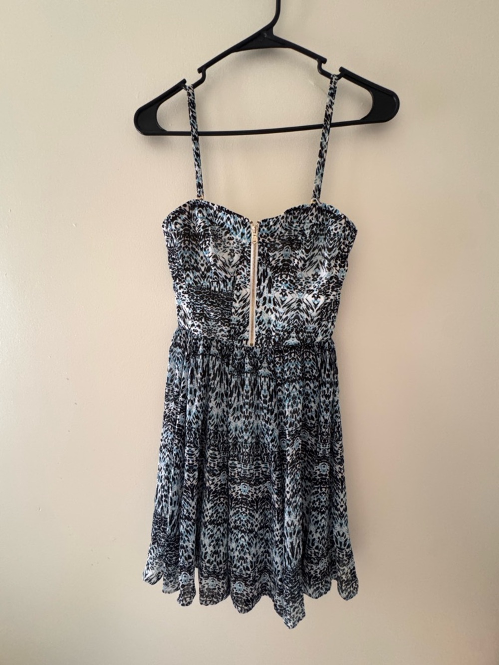 GUESS Printed Mini Dress Size 0 Strapless Zip Front Flowy Summer Dress